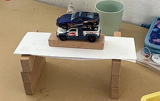 Brückenkonstruktion der Kinder